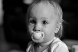 bébé triste