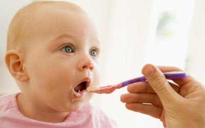 Bébé à 1 an : L’alimentation de Bébé